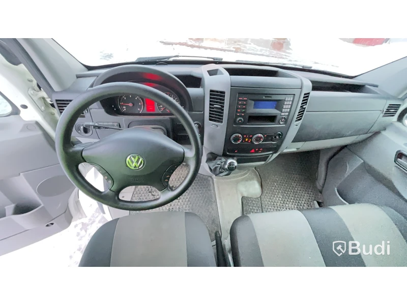 Skåpbil Volkswagen Crafter | 9182 mil | 2016