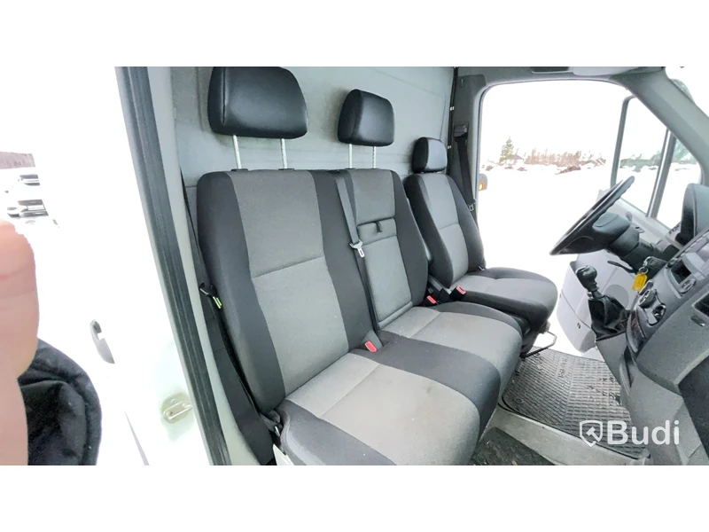 Skåpbil Volkswagen Crafter | 9182 mil | 2016