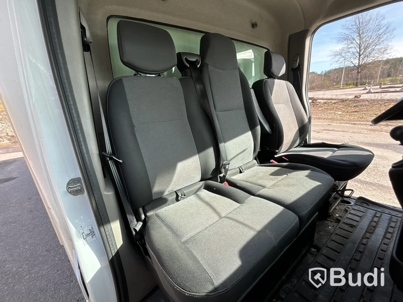 Nissan NV400 | volymskåp & bakgavellyft | 10216 mil | 2017