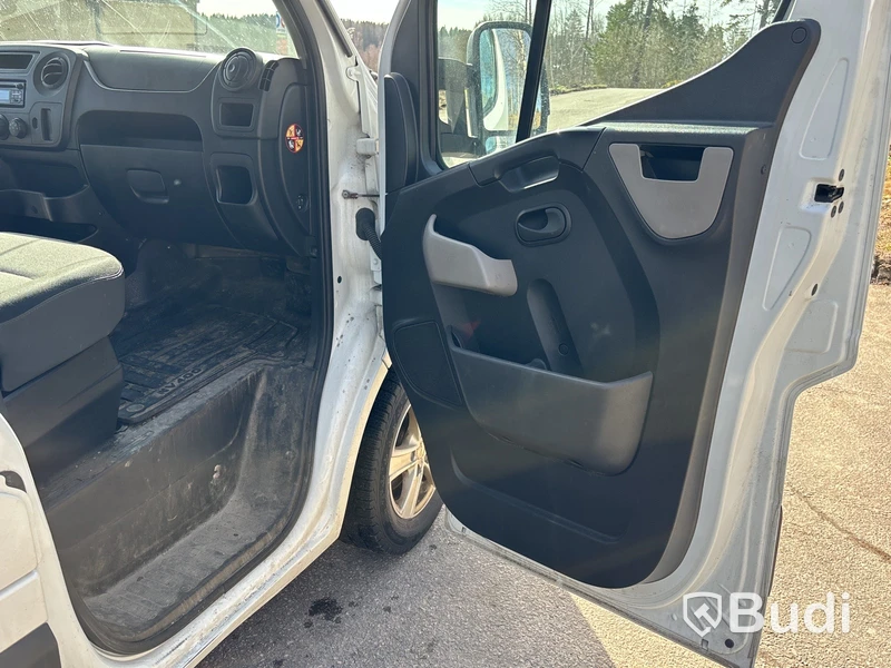 Nissan NV400 | volymskåp & bakgavellyft | 10216 mil | 2017