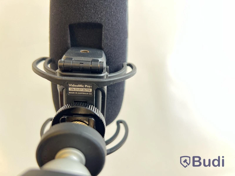 Mikrofon Rode VideoMic Pro+.