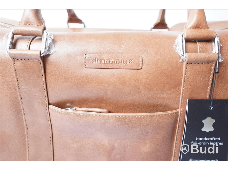 Weekender bag Aalborg Tan dbamante1298, skinn, Ord pris: 3250 sek, OBS! trasig dragkedja, se bild.
