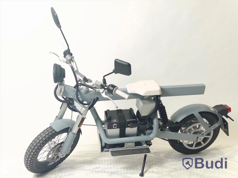 Moped Cake ÖSA Flex Grey REGNR: UUG89G, Med tillbehör.  Begagnad.