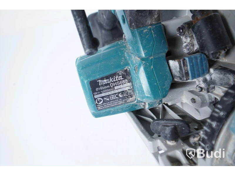 Cirkelsåg Makita DHS680, utan batteri.