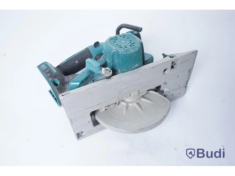 Cirkelsåg Makita DHS680, utan batteri.