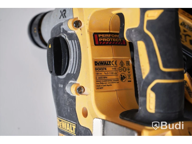Verktygspaket Dewalt Multiverktyg, Borrhammare, Korslaser, Slagskruvdragare, Skruvdragare, och Dyckertpistol med batteri och laddare