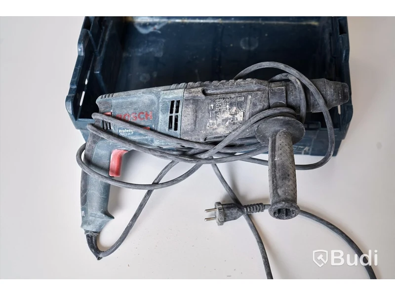 Bosch borrhammare med två batterier och laddare