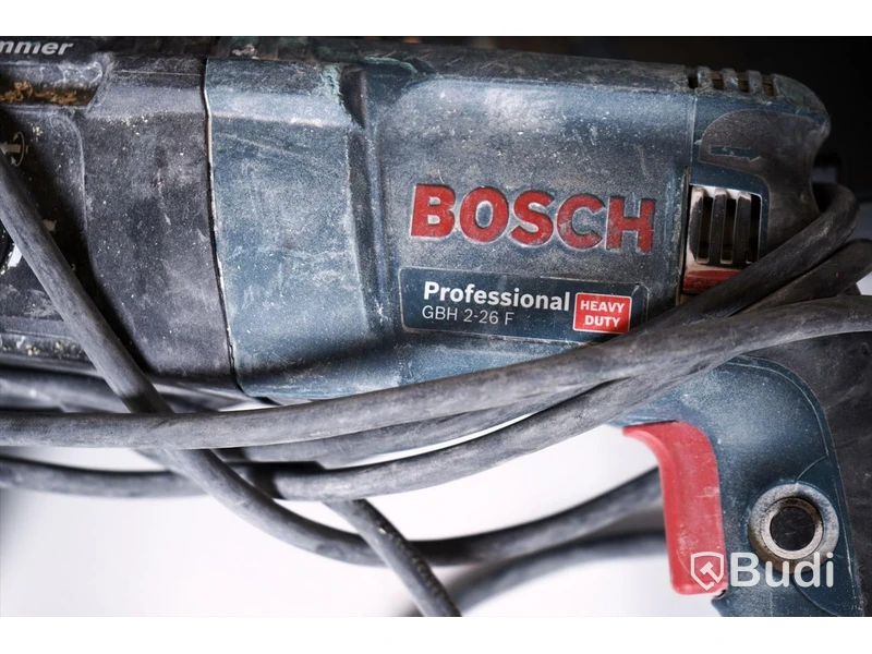 Bosch borrhammare med två batterier och laddare