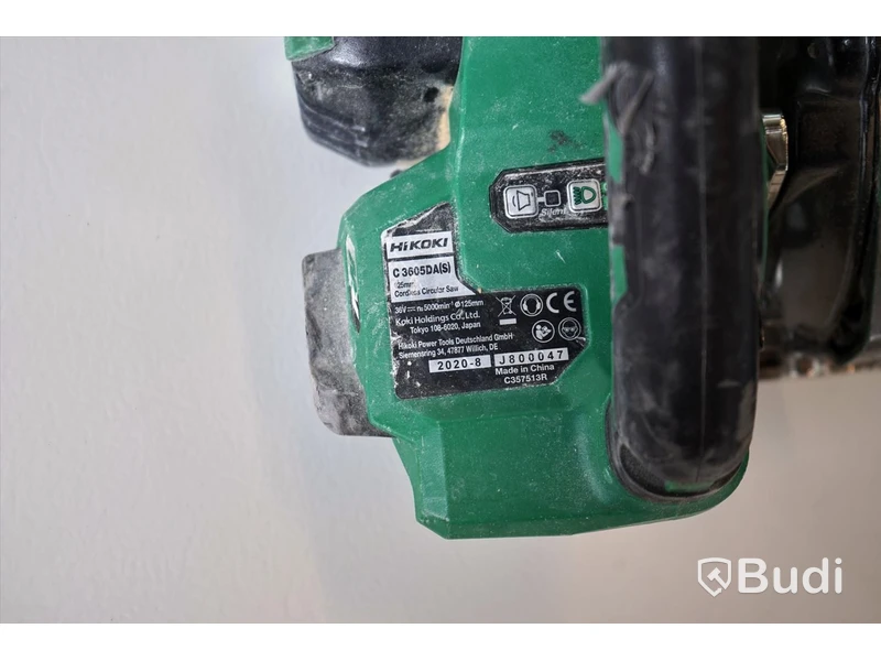 Hikoki cirkelsåg och slagskruvdragare med laddare, utan batteri