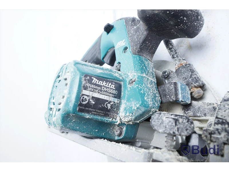 Cirkelsåg Makita, DHS680, Funktionstestad. Utan batteri.