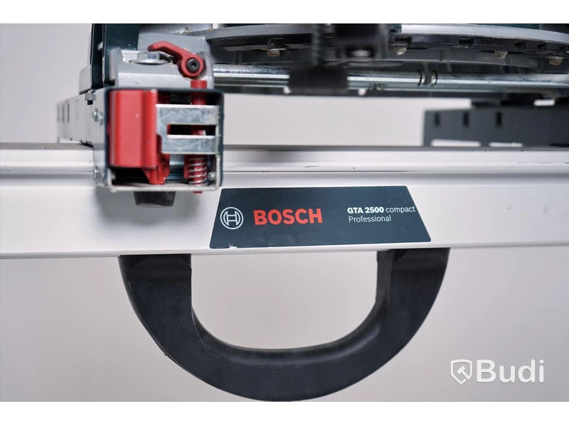 Bosch kap- och gersåg samt arbetsbord