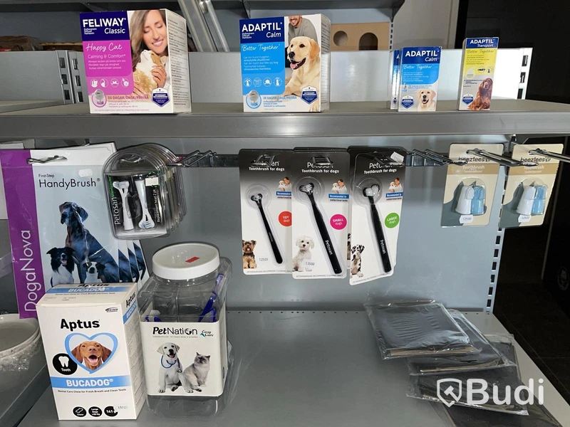 Diverse tillbehör till husdjursägare