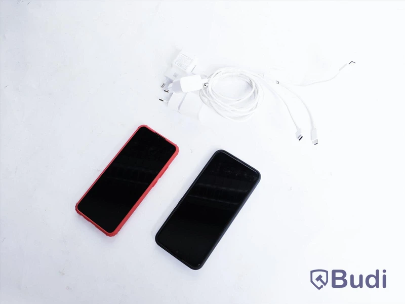 2 st. mobiltelefoner Samsung Galaxy A02s 32GB inkl. 3 st. laddare