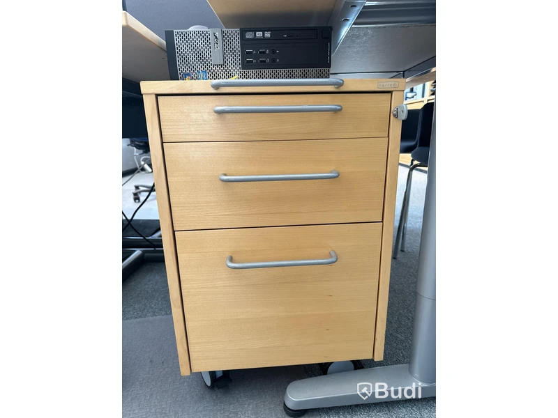 Höj- och sänkbart skrivbord, kontorsstol HÅG, Hurts
