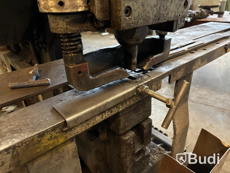Stans / Profilmaskin Mubea KBL 11