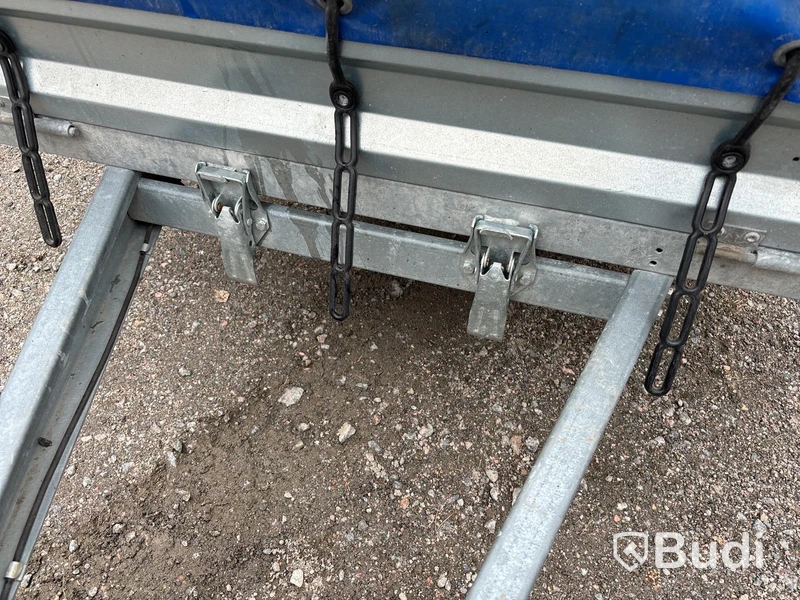 Släpvagn THULE F1425650U 650 kg, -2011