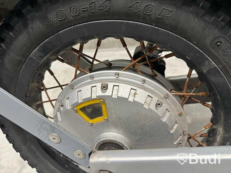 Moped Cake MAKKA FLEX GREY 2022, REGNR; XEM29U. Begagnad. Med Tillbehör.