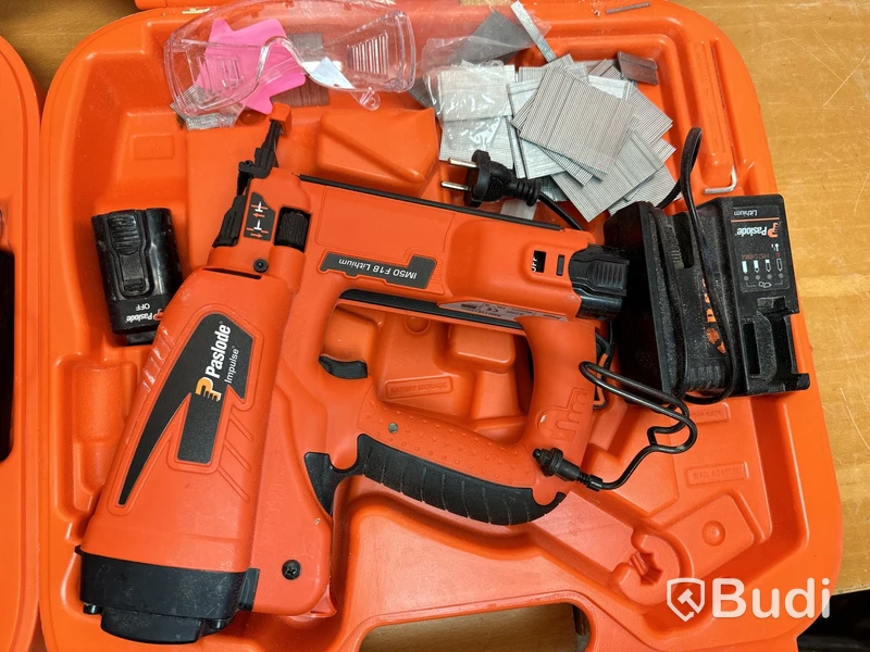 2 st spikpistol Paslode