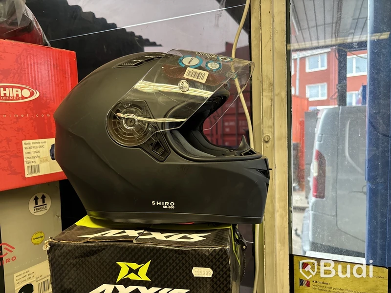20 st moped / mc-hjälmar