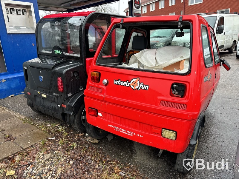 5 st mopedbilar (reservdelsbilar) - EXPORT