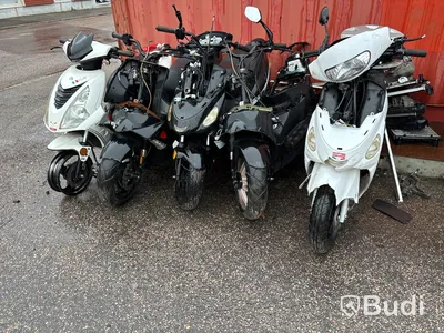 5 st reservdelsmopeder