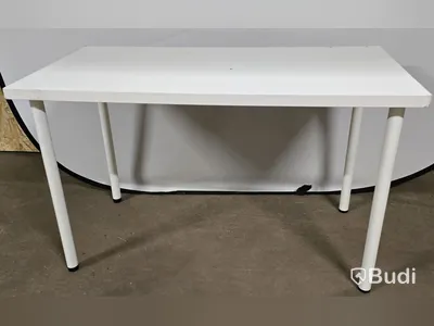 2 st skrivbord