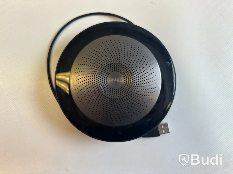 Jabra Speak 810 + Jabra Speak 710. OBS! Inga tillbehör medföljer.