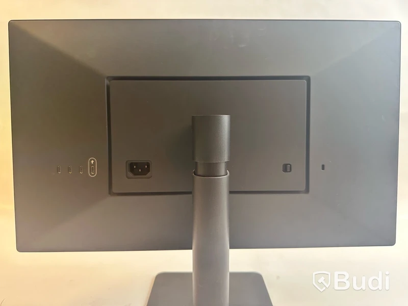 Datorskärm LG 22 tum Class UltraFine™ 4K IPS inkl. strömkabel.