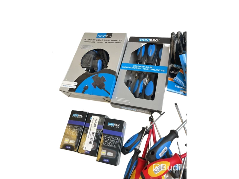 Parti med diverse produkter Novipro , Ord. pris inkl. moms: ca 2700kr
