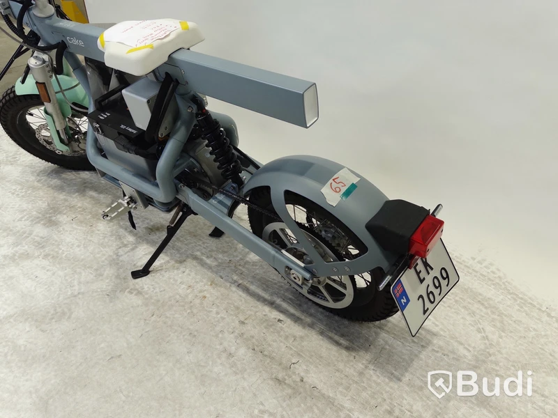 YW2C3M042NT000627 Moped Cake ÖSA FLEX. Begagnad. Med Laddare. Obs! Utlandsregistrerad. Klass 1