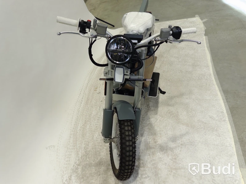 Lätt motorcykel Cake, ÖSA PLUS Begagnad. Med Tillbehör.