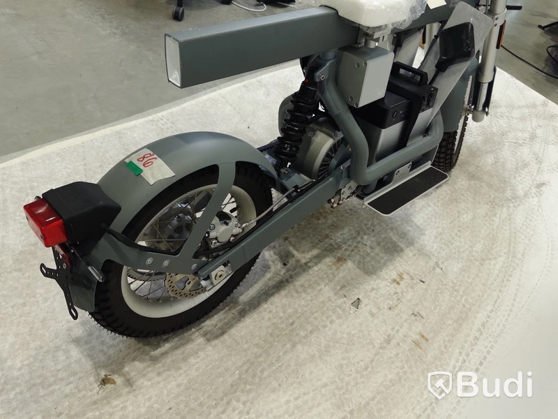 Lätt motorcykel Cake, ÖSA PLUS Begagnad. Med Tillbehör.