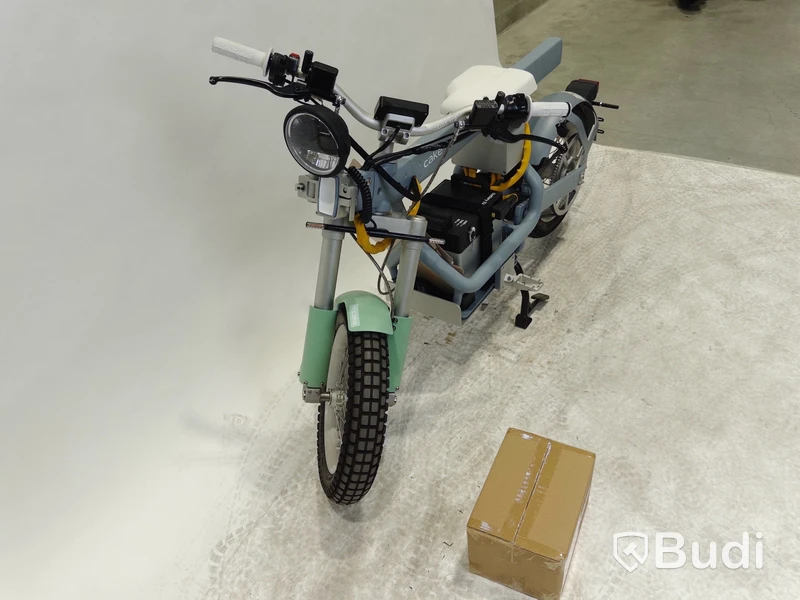 Moped Cake ÖSA FLEX. Begagnad. Med Tillbehör. Klass 1