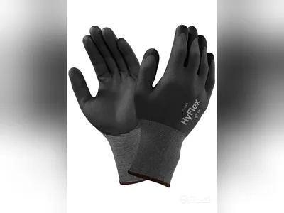 28 st. förp. Montagehandske Ansell Hyflex 11-840, stl 10, Totalt ord. pris inkl. moms: ca 20.160 kr