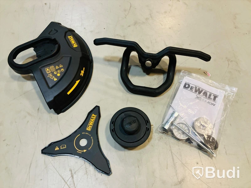 Grästrimmer Dewalt DCM571 54V Brushless. Ord. pris inkl. moms: ca 3000 kr