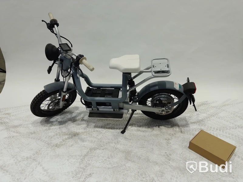 Moped Cake MAKKA FLEX GREY 2022, REGNR; EXH24U. Begagnad.