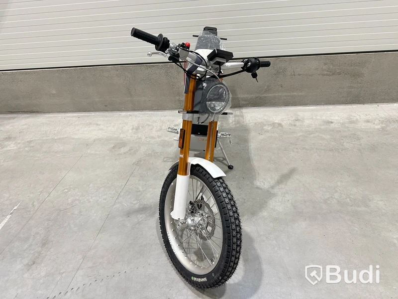 Lätt motorcykel Cake KALK &.  Med Tillbehör Ny.