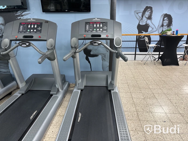 Löpband LifeFitness 93T