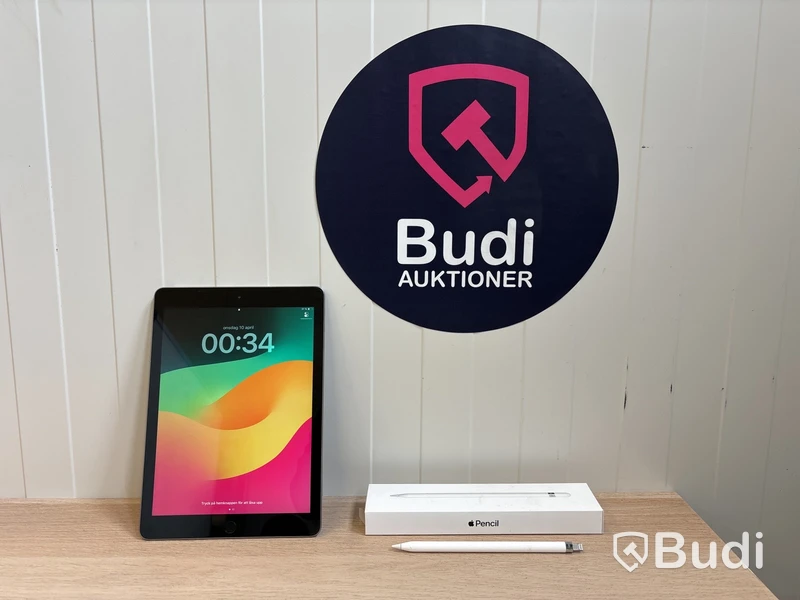 Apple iPad (gen 6) & Apple Pencil