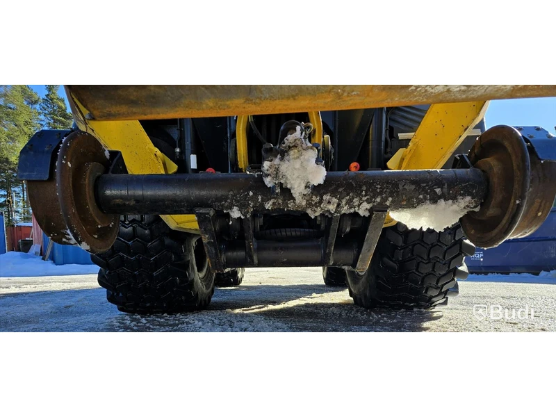 Traktorgrävare Huddig 1260C Rail