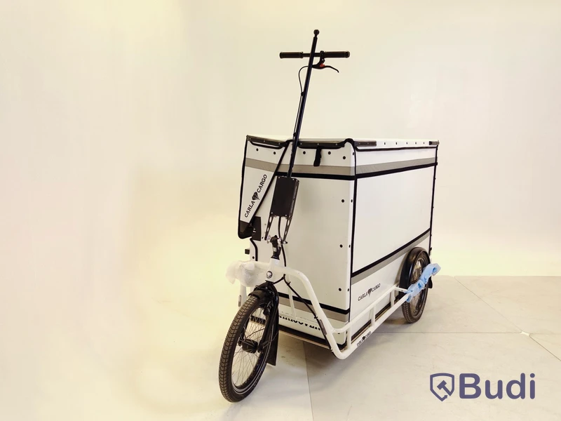 Cykelsläp Carla Cargo Cake, vit, samt packbox Bagpro.