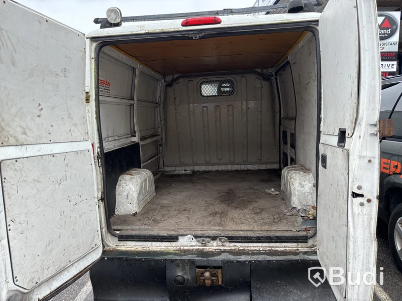 Peugeot Boxer 2.8 HDI Skåp (127hk) -2002 - EXPORT