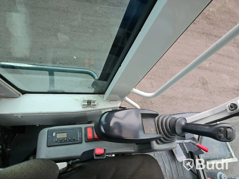 Hjulgrävare Takeuchi TB295W -