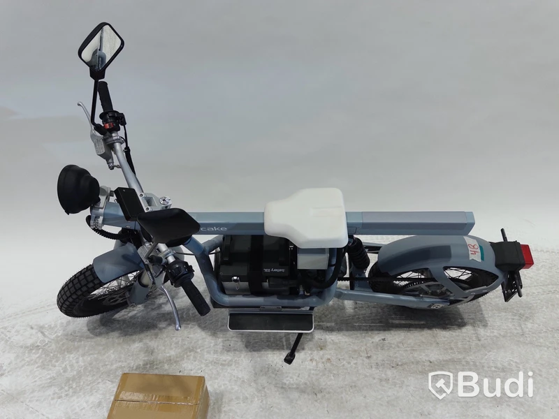 Moped Cake ÖSA FLEX 2021, REGNR; OTW00Z. Begagnad. Med Tillbehör.