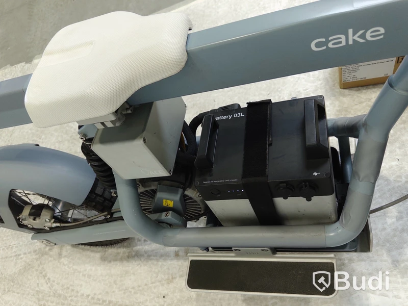 Moped Cake ÖSA FLEX 2021, REGNR; OTW00Z. Begagnad. Med Tillbehör.