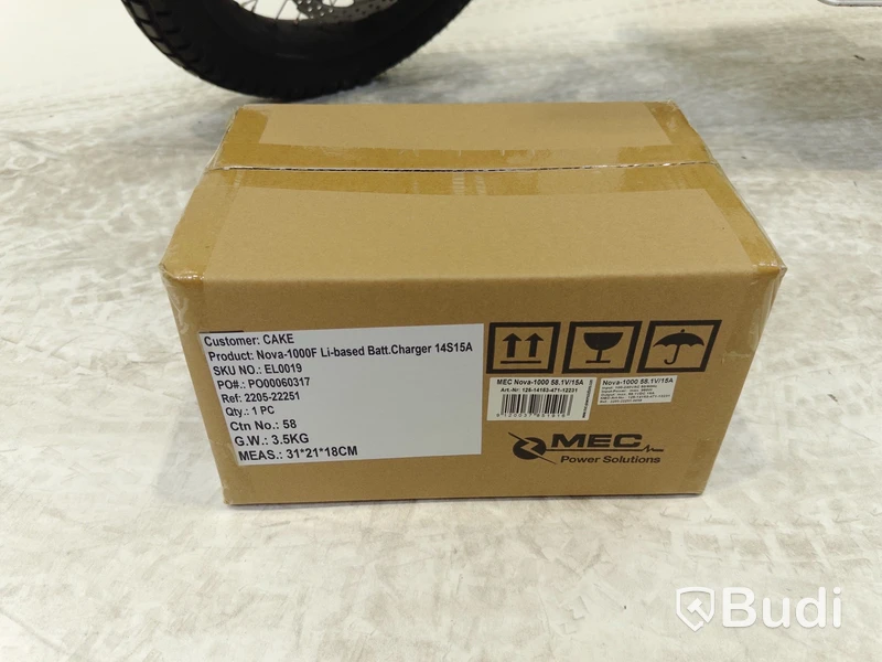 Moped Cake ÖSA FLEX 2021, REGNR; OTW00Z. Begagnad. Med Tillbehör.
