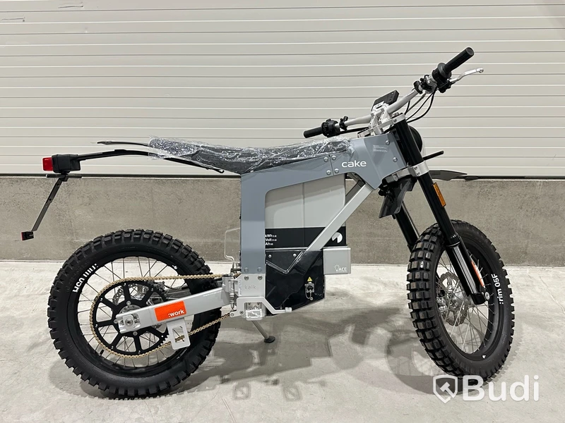 Lätt motorcykel Cake KALK WORK. Begagnad. chassinr. YM2C1M103NT001688