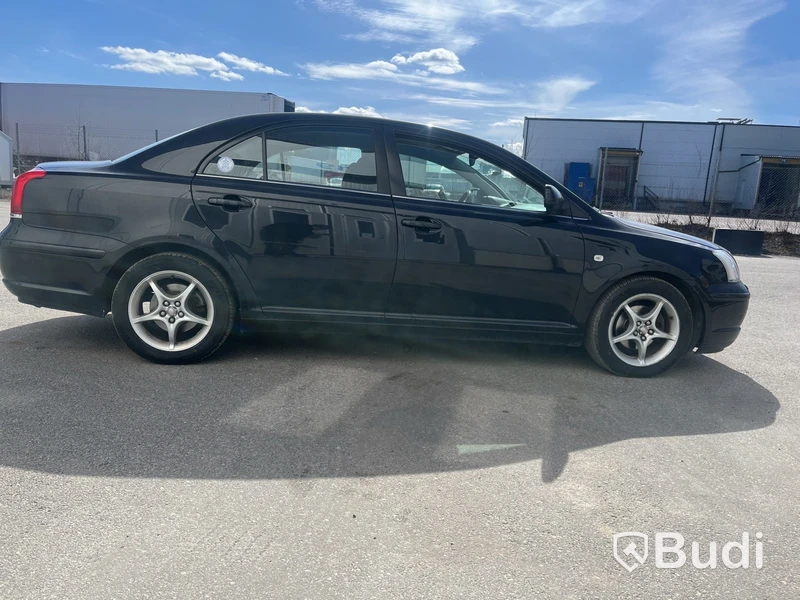 Personbil Toyota Avensis Sedan 1.8 -2003 VVT-i Automat | 129hk