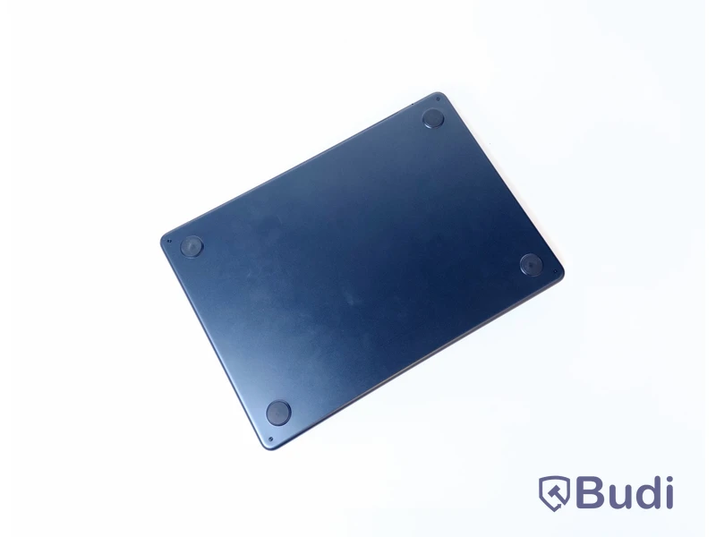 MacBook Air M2 (2022)