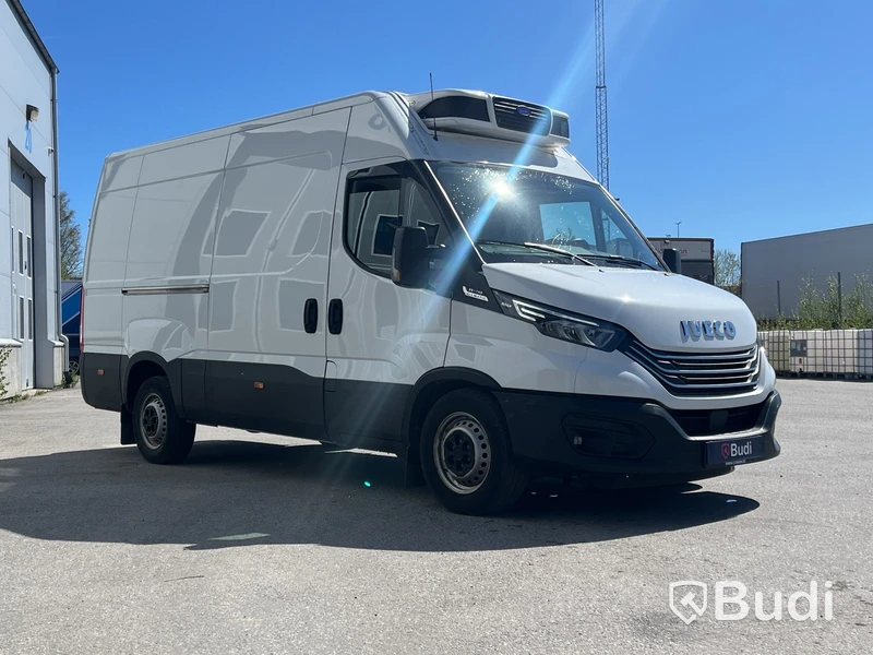 Kylbil Iveco Daily 35S14 -2022 | Carrier kylaggregat | Endast 1798mil